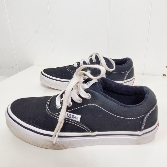 Vans skater shoes size 2.5 - Picture 11 of 12
